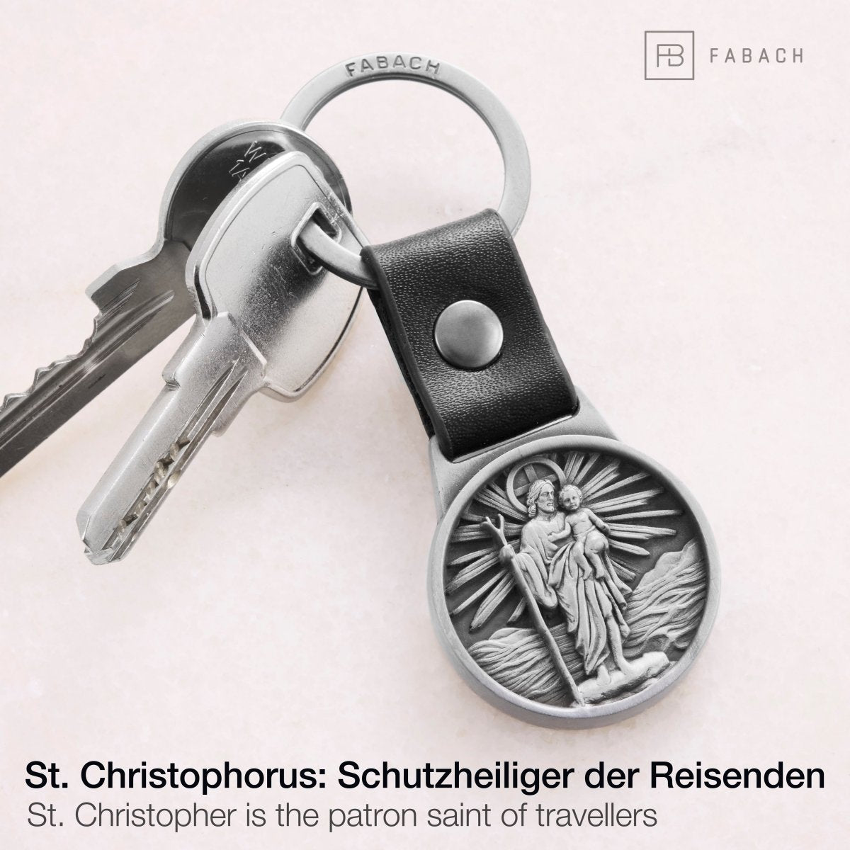 Christophorus Schlüsselanhänger - Schutzpatron der Reisenden - Heiliger Christopherus Amulett - Gute Reise Plakette am Lederband - FABACH – Die Schlüsselanhänger-Schmiede