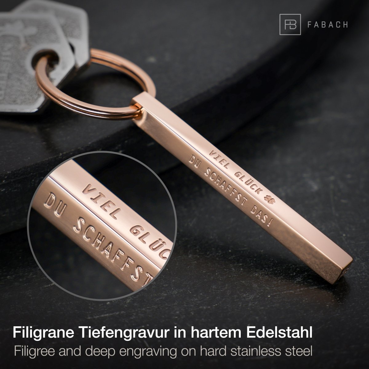 "Cuboid" Quader Schlüsselanhänger aus Edelstahl - Stäbchen Anhänger mit Gravur "Viel Glück" - FABACH#farbe_roségold