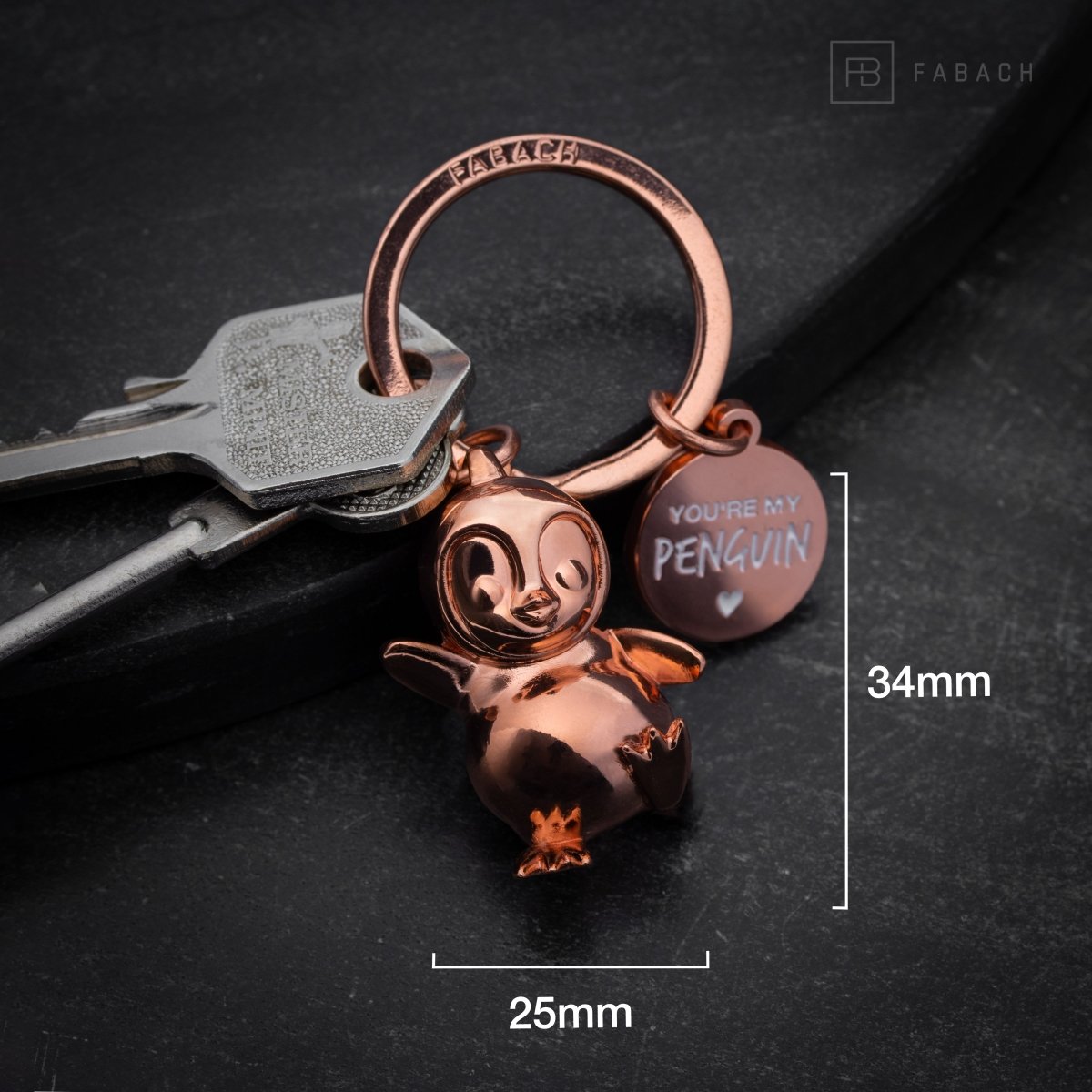"You're my penguin" Pinguin Schlüsselanhänger "Breezy" mit Gravur - Süßer Pinguin Glücksbringer als Geschenk für Partner - FABACH#farbe_roségold