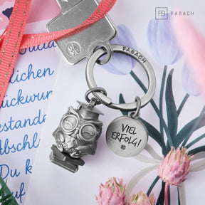 Viel Glück Schlüsselanhänger mit Eule und Gravur "Viel Erfolg" - Glücksbringer Abitur - Viel Erfolg Prüfung - FABACH – Die Schlüsselanhänger - Schmiede