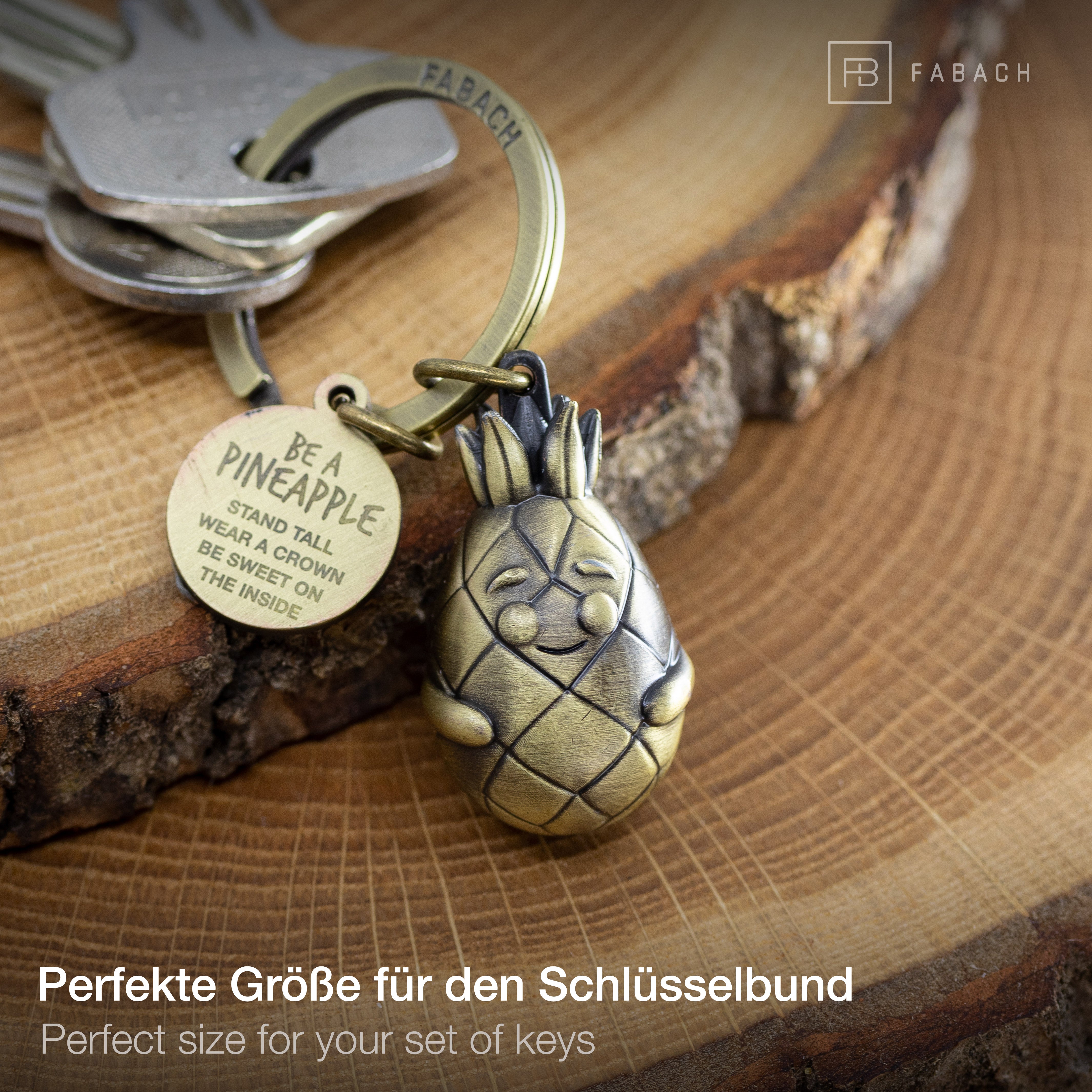 "Be a pineapple" Ananas Schlüsselanhänger "Piny" mit Gravur - Süßer motivierender Glücksbringer#farbe_antique bronze