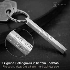 "Cuboid" Quader Schlüsselanhänger aus Edelstahl - Stäbchen Anhänger mit Gravur "Viel Glück"