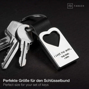 "I love you more. The End. I win." Herz-Schlüsselanhänger mit Gravur aus Leder - FABACH