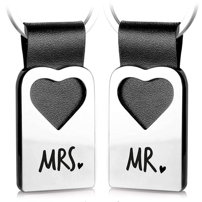 "M." &amp; "Mme." Porte-clés coeur avec gravure en cuir