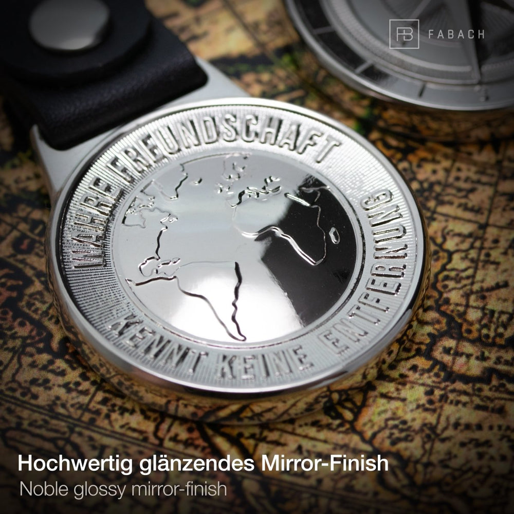 Kim Johanson 3D Schlüsselanhänger „Kompass“ In Silber – 10 Cm, Inkl. Schmuckbeutel