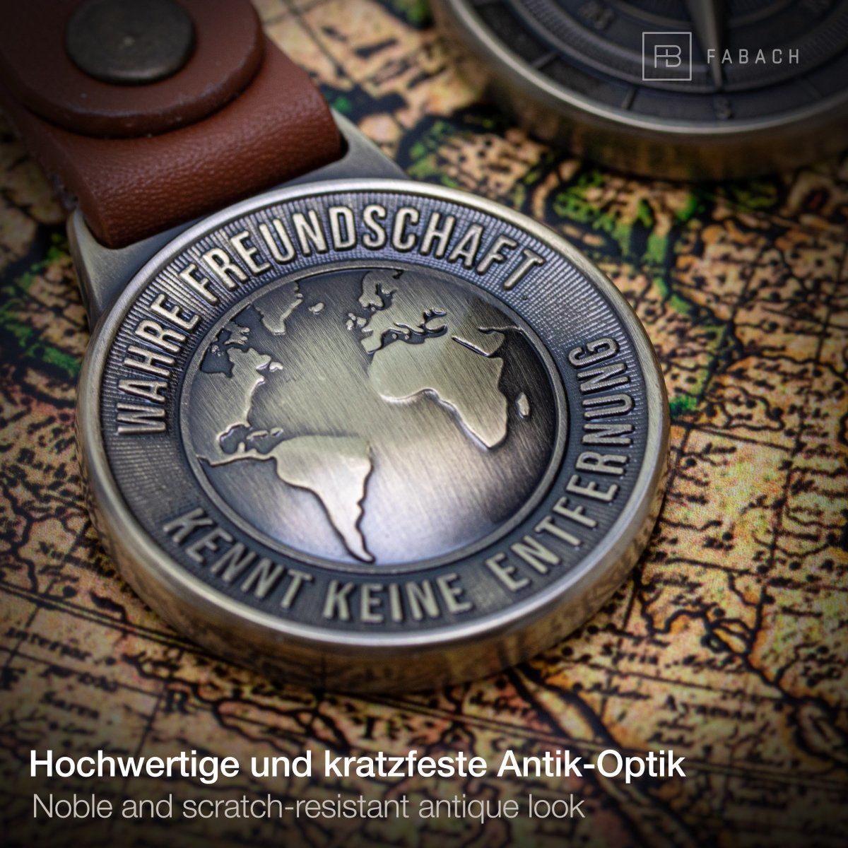 "Northstar" Kompass & Welt Schlüsselanhänger "Wahre Freundschaft" - Gute Reise Anhänger - FABACH#farbe_antique bronze